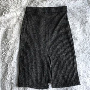 Gray pencil skirt
